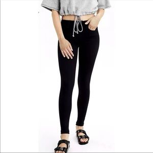 American Eagle black skinny jeans NWOT